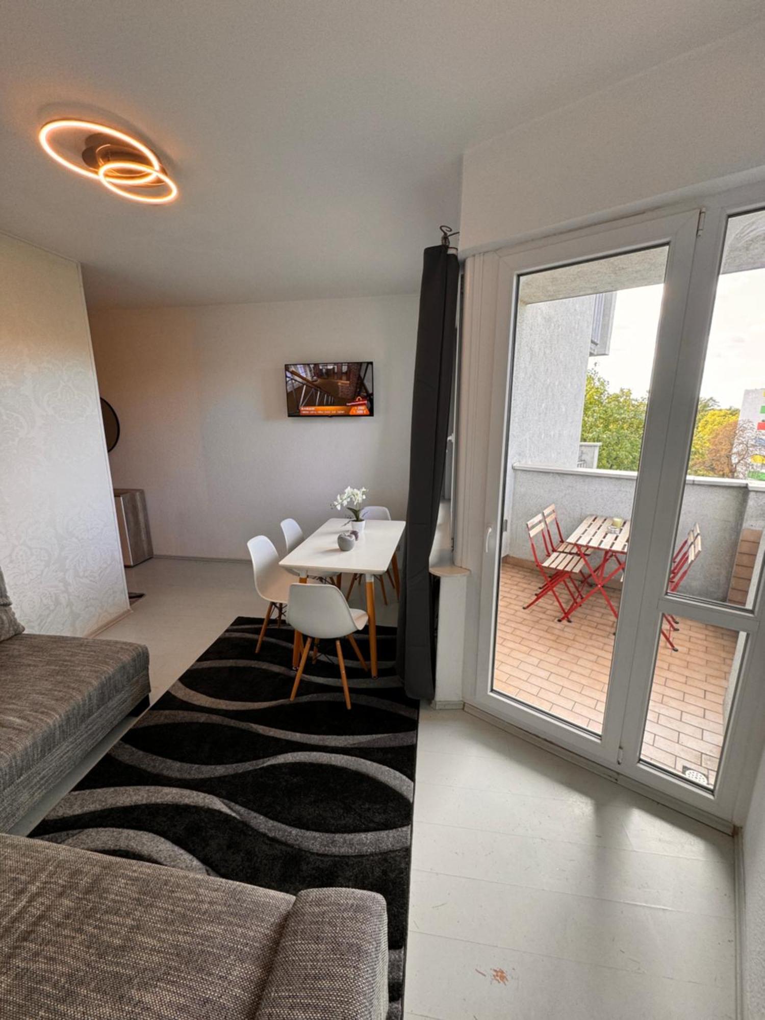 Hubert Appartement Berlijn Buitenkant foto